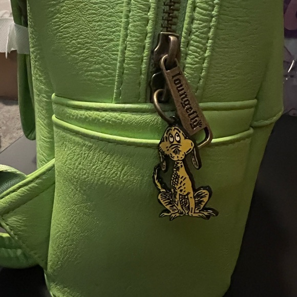 Nwt Loungefly grinch older model - Picture 4 of 5